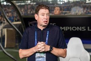 足球报:斯卢茨基求变取得效果,三连客将战泰山、蓉城、梅州