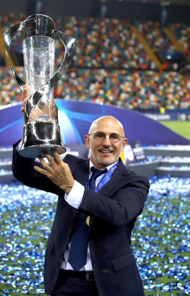 pp电子-起底西班牙新帅：国青耕耘十载，斗牛士版索斯盖特